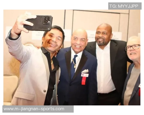 德拉霍亚与帕奎奥的世纪对决谁将成为拳坛传奇的王者